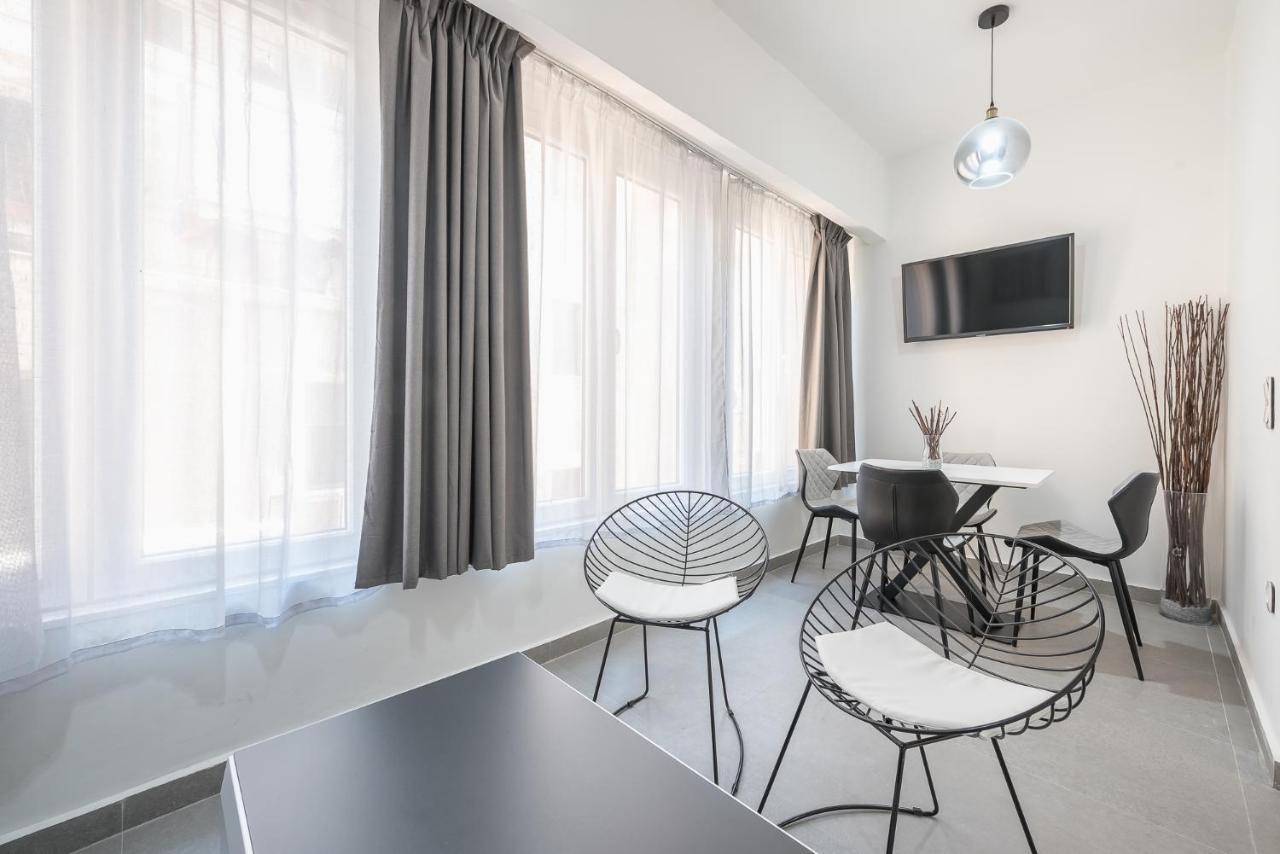 Iguana Gold Luxury Suites 2 Athen Eksteriør billede