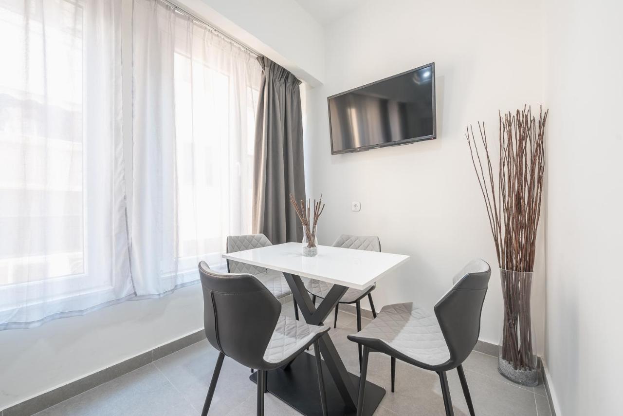 Iguana Gold Luxury Suites 2 Athen Eksteriør billede